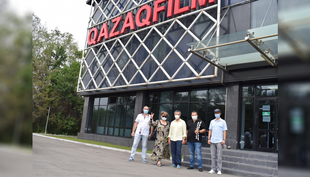 “Kazakhfilm” film studio was visited by a delegation of the State Center for Support of National Cinema (SCSNC).